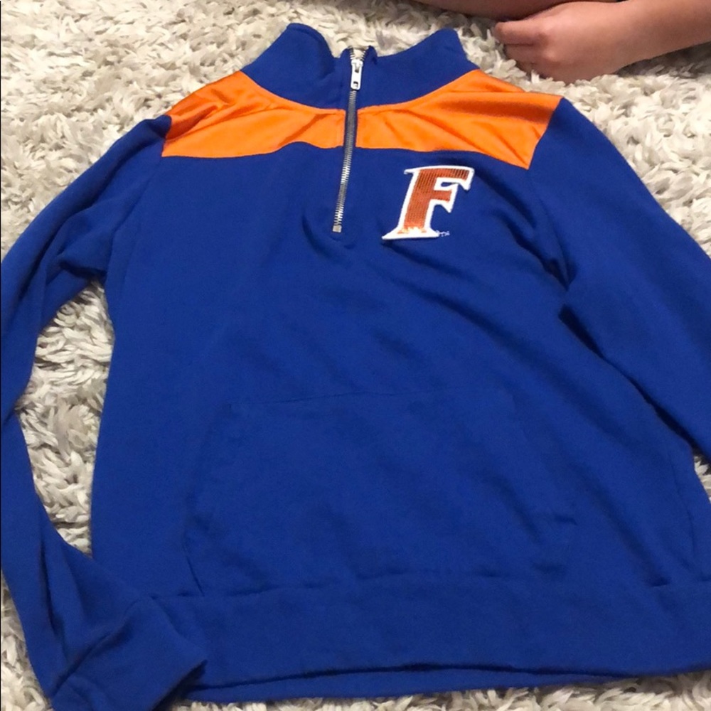 UF pullover